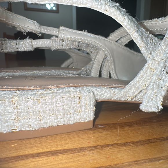 Zara Cream Textured Slingback Flats (shoes16) - Picture 3 of 10